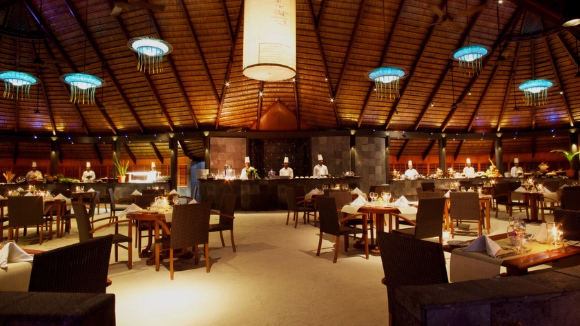 Komandoo Island Resort & Spa 001 (1)