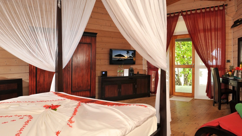 Komandoo Island Resort & Spa 003 (2)