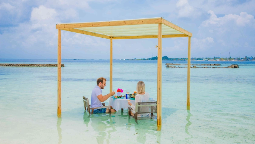 Komandoo Island Resort & Spa 006