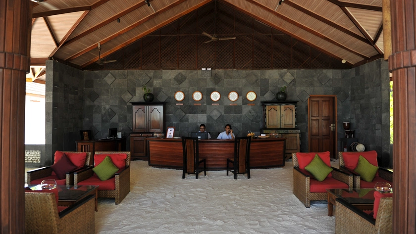 Komandoo Island Resort & Spa 009