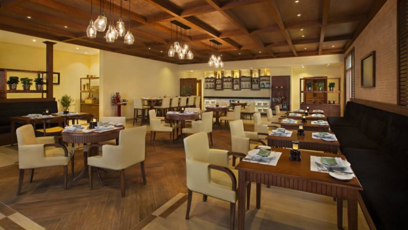 Doubletree by Hilton Resort & Spa Marjan Island - Vespa