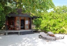 Komandoo Island Resort & Spa BeachVilla Exterior3
